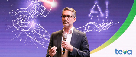 Eric Hughes, Chief Medical Officer giving a speech Eric Hughes, Chief Medical Officer giving a speech